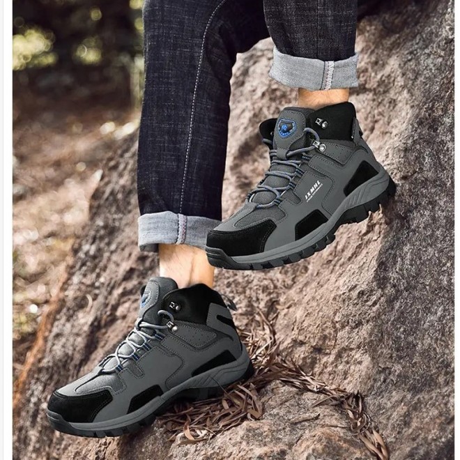 Men's Stitching Contrast Color Warm Foot Protection Outdoor Leisure Sports Shoes