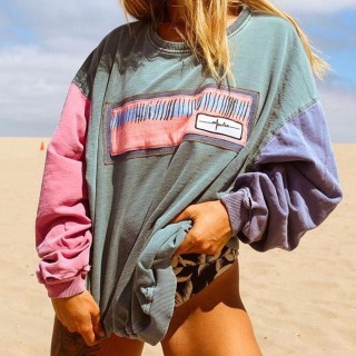 Retro Woman Color Stitching Round Neck Sweatshirt