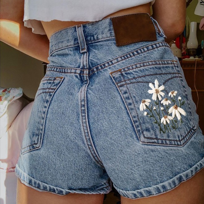 Fashion Casual Floral Embroidered Denim Shorts
