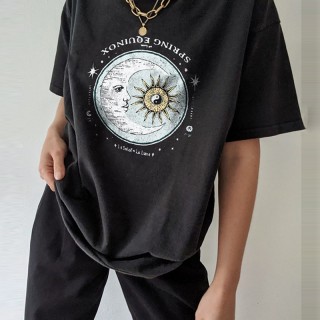 Vintage Round Neck Short Sleeve Sun Moon Print Tee